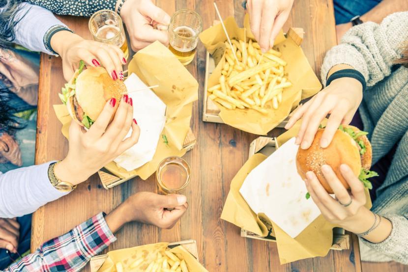 You Might End Up Copying Your Friend's Eating Habits